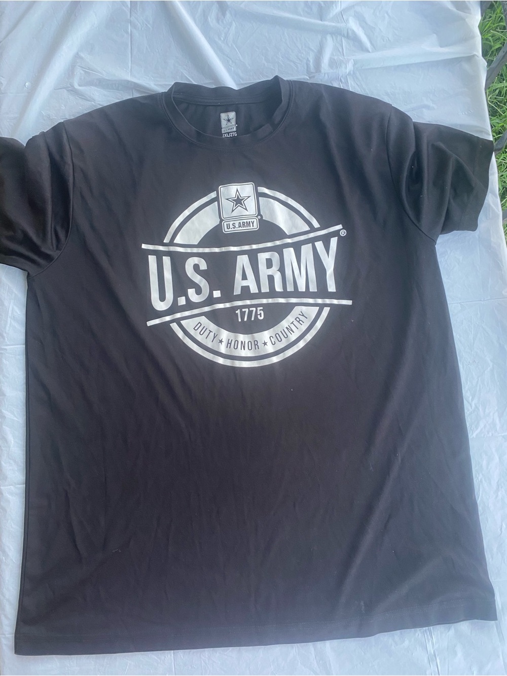 U.S. Army Black T-Shirt with White Badge Graphic